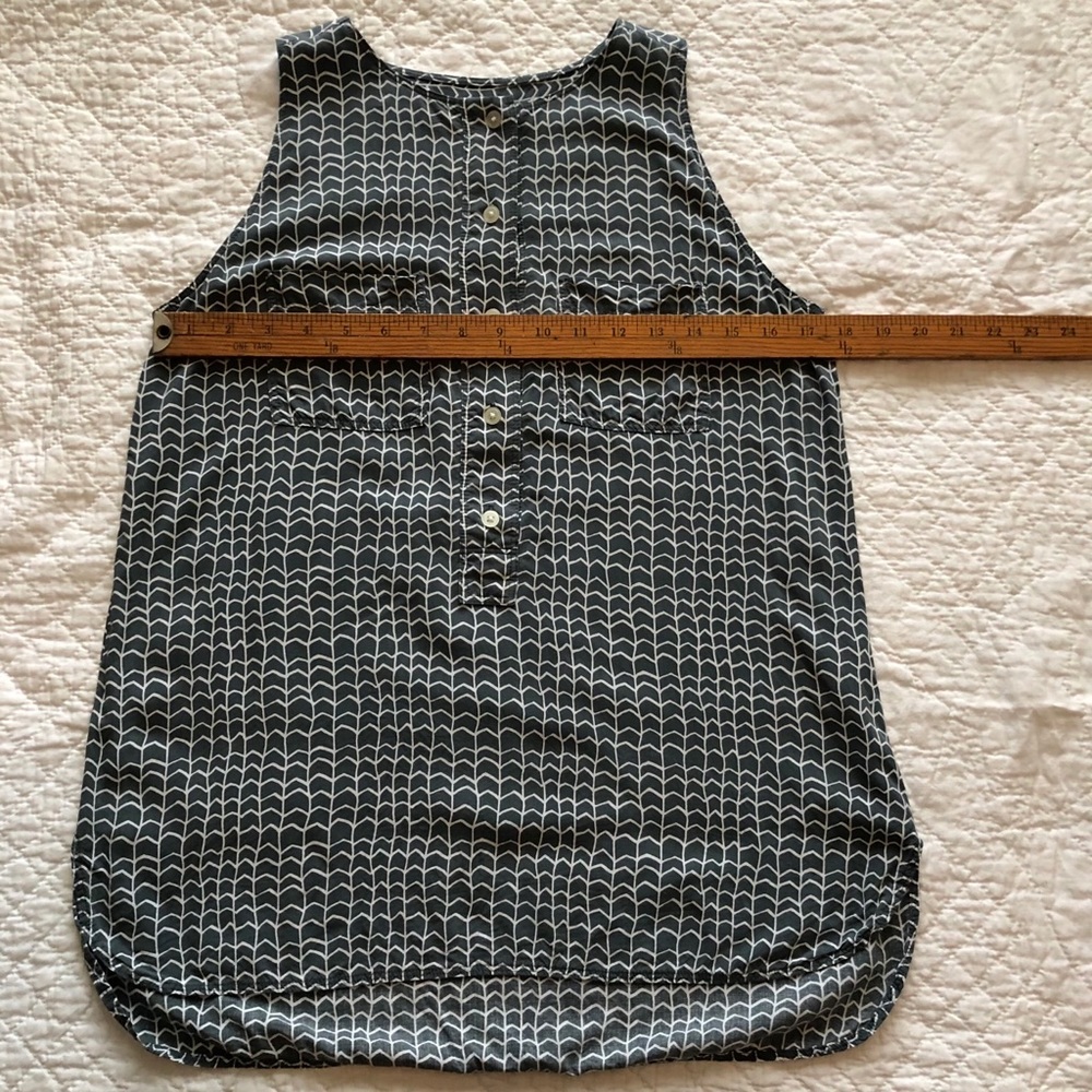 Loft S Chevron Pattern Grey Tank Button Pockets - image 4